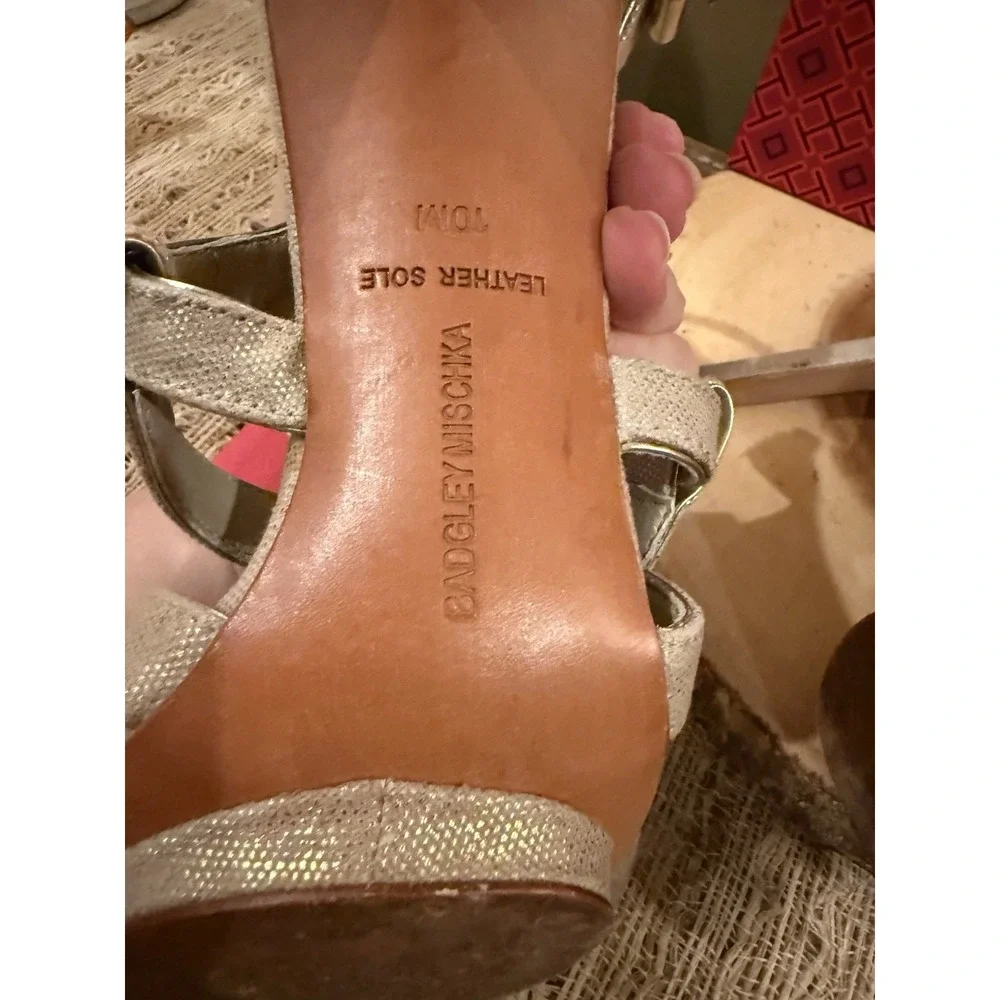 MARK & JAMES by BADGLEY MISCHKA Shimmer Beige Cross Strappy Stiletto Heels Sz-10
